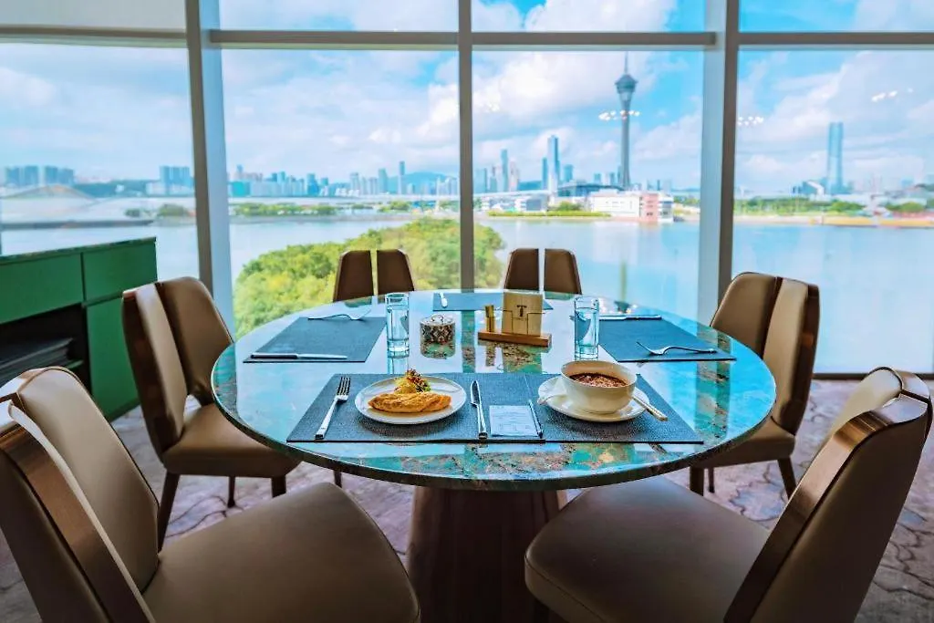 Yoho Resorts World Hotel Macau