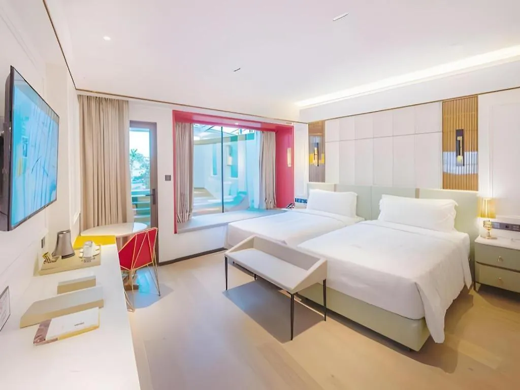 Yoho Resorts World Hotel Macau